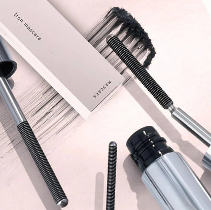Volumizing curl mascara product view 2